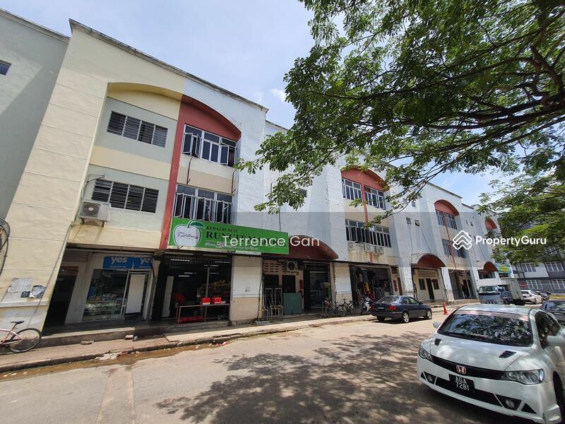 For Sale - SENAI CORNER 3 STOREY SHOP 42 X 80 sq ft RENTAL INCOME RM5000