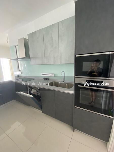 Condominium for Sale at 10 Island Resort - Patricia Wong - modern and complete kitchen - PropertyGuru.com.my