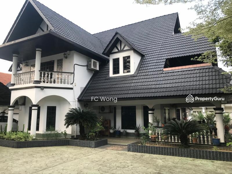 2 Storey Bungalow on 9871 Sq Ft Land In KelanaJaya SS7, Petaling Jaya