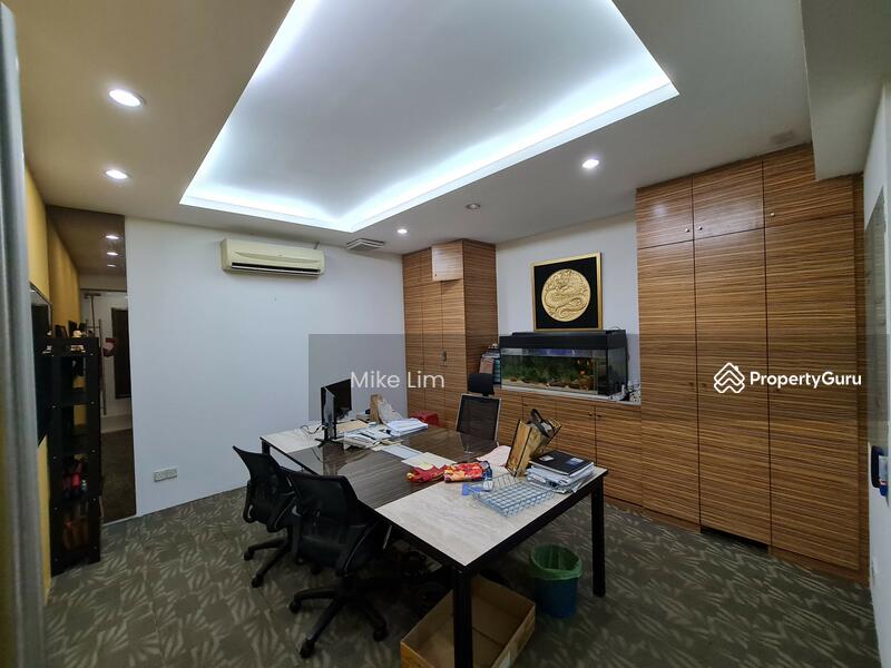 Untuk Dijual - Menara Uncang Emas