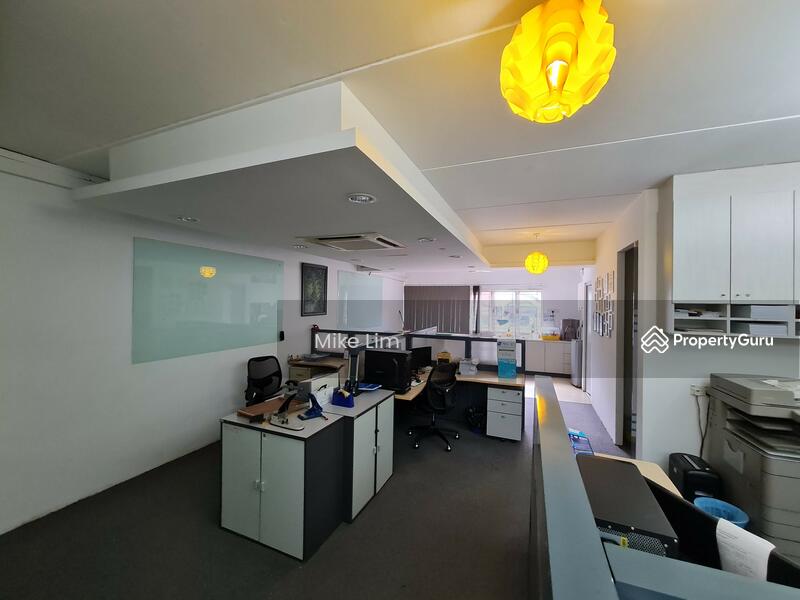 Untuk Dijual - Menara Uncang Emas