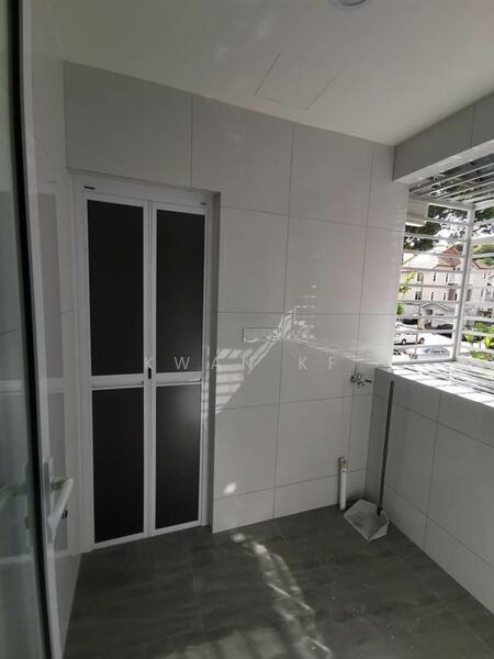 Untuk Disewa - Greenlane Heights Block B