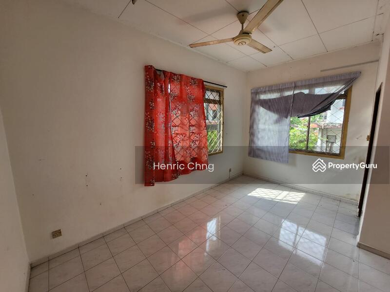 Taman Pelangi, Jalan Serampang, Johor Bahru, Johor, , 2150 sqft, Retail Space For Rent, by