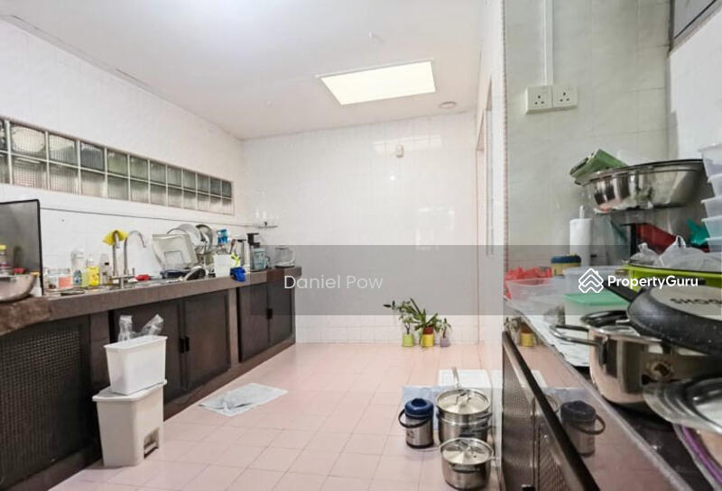 For Sale - Taman Pantai Emas