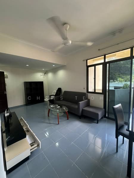 Pangsapuri untuk Disewa di Taman Lone Pine (Medium Low Cost) - Chris Teoh - Living Room - PropertyGuru.com.my