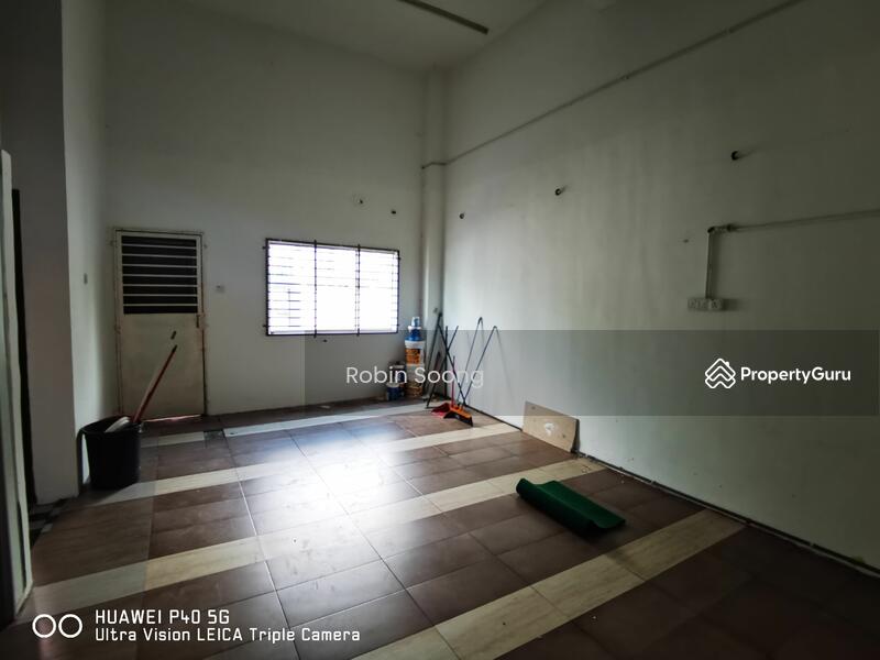 For Sale - 3 Storey Shop Lot at Klebang Utama