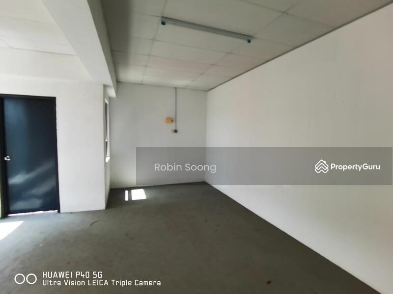 For Sale - 3 Storey Shop Lot at Klebang Utama