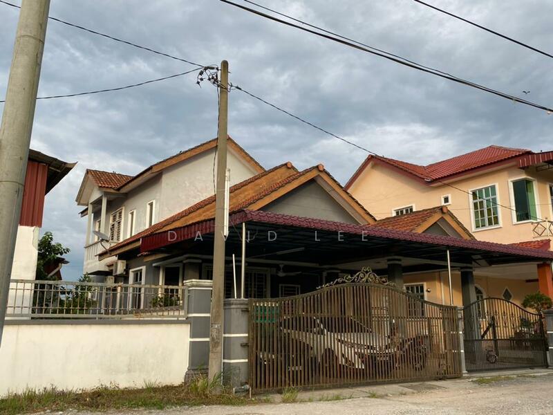 For Sale - 2-sty Bungalow at Permatang Pauh