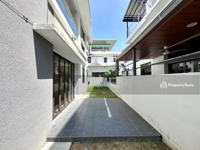 Semi-Detached House for Sale in Bandar Country Homes (Rawang) - Visaghan Naidu - PropertyGuru.com.my