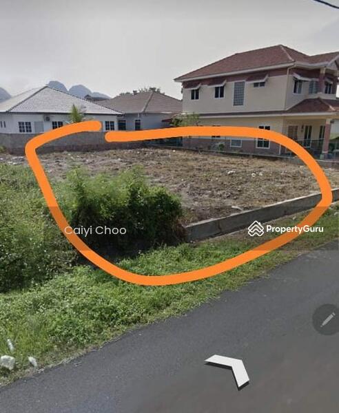For Sale - Bercham bungalow RPT land