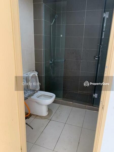 3-storey Terraced House for Sale in Lake Fields (Sungai Besi) - Cady Koh - PropertyGuru.com.my