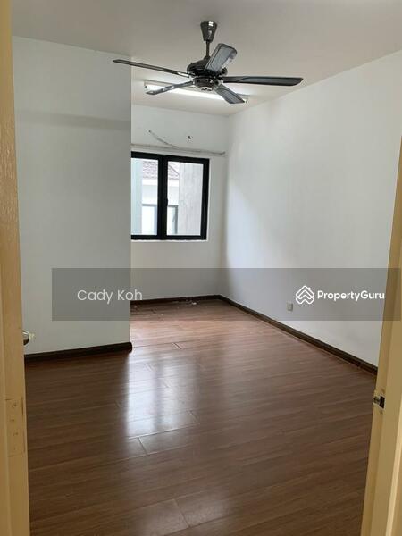 3-storey Terraced House for Sale in Lake Fields (Sungai Besi) - Cady Koh - PropertyGuru.com.my