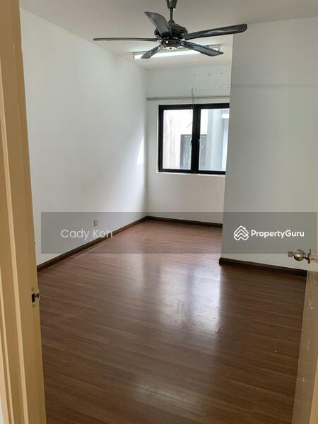 3-storey Terraced House for Sale in Lake Fields (Sungai Besi) - Cady Koh - PropertyGuru.com.my