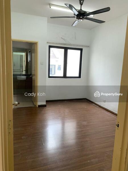 3-storey Terraced House for Sale in Lake Fields (Sungai Besi) - Cady Koh - PropertyGuru.com.my