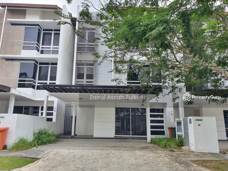 Putrajaya SPACIOUS 2.5 Storey Hyperlink House Duta Villa Presint 14