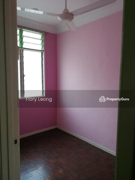 Rumah Teres 2-Tingkat untuk Dijual di Taman Lestari Putra (Seri Kembangan) - Flory Leong - PropertyGuru.com.my