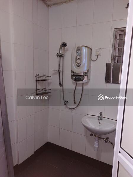 Untuk Disewa - Rampai Court