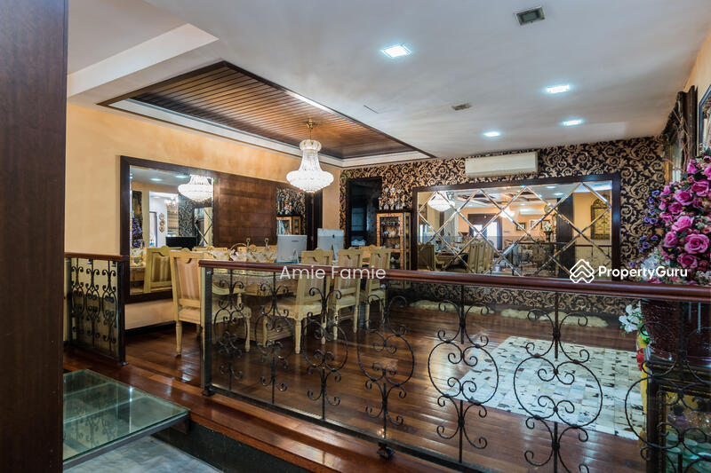 Bungalow for Sale in Seksyen U1 (Glenmarie) - Amie Famie - PropertyGuru.com.my