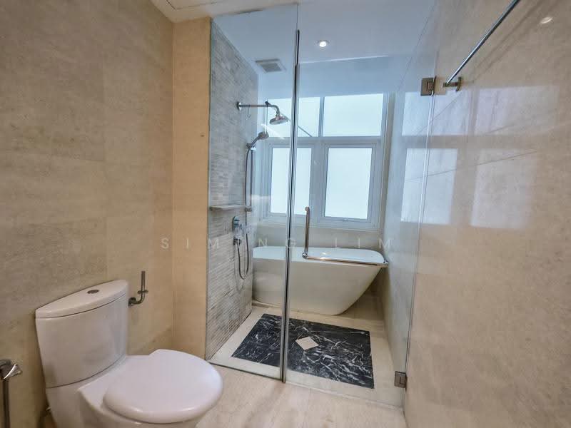Kondominium untuk Disewa di Pinetree Marina & Resort - Siming Lim - Bathroom - PropertyGuru.com.my