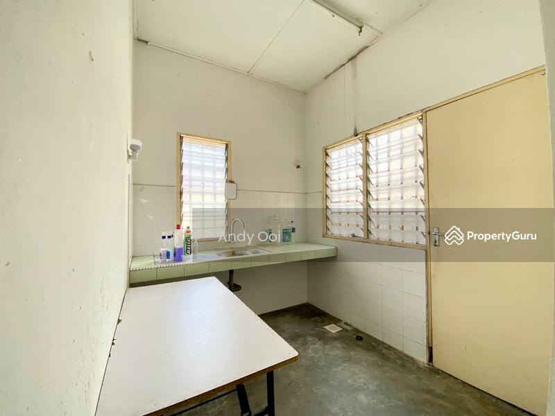 Botani, Gunung Rapat, Ipoh, Perak, 3 Bedrooms, 880 sqft, T SALE, by