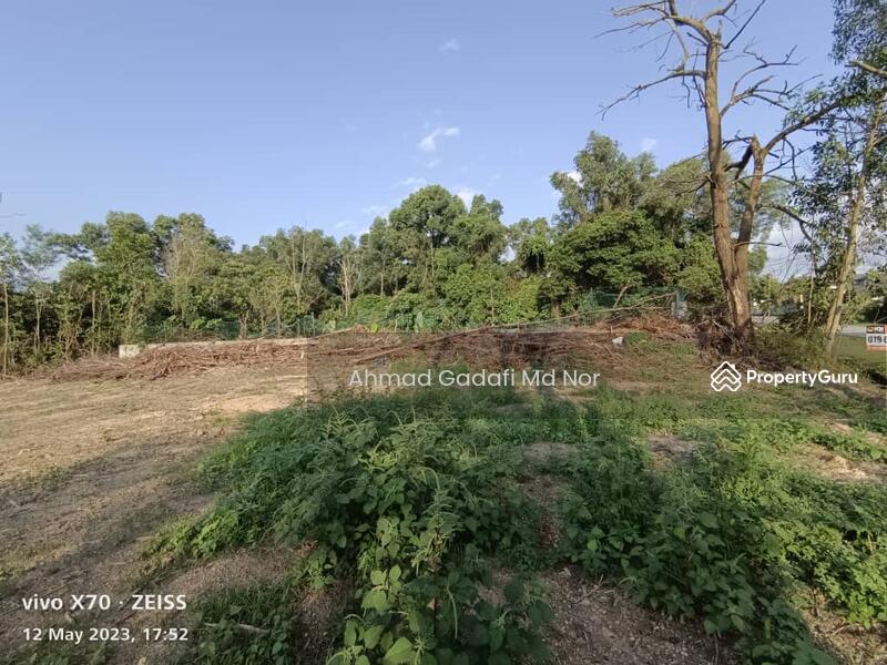 For Sale - Lot Banglo 10817 sqft 80x 135 Tepi Jalan Melati 8,Taman Melati Kajang
