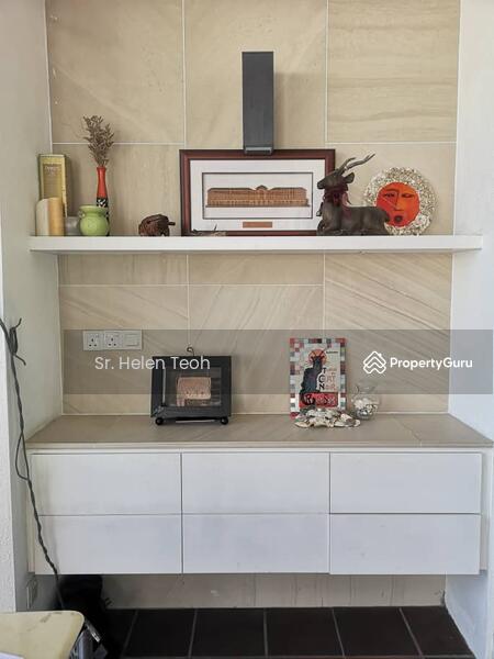 Untuk Dijual - Straits Quay (The Suites at Waterside)