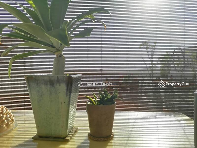 Untuk Dijual - Straits Quay (The Suites at Waterside)