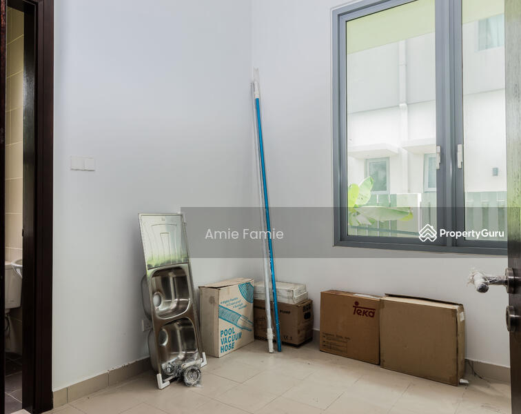 Rumah Banglo untuk Dijual di Saujana (Selangor) - Amie Famie - PropertyGuru.com.my