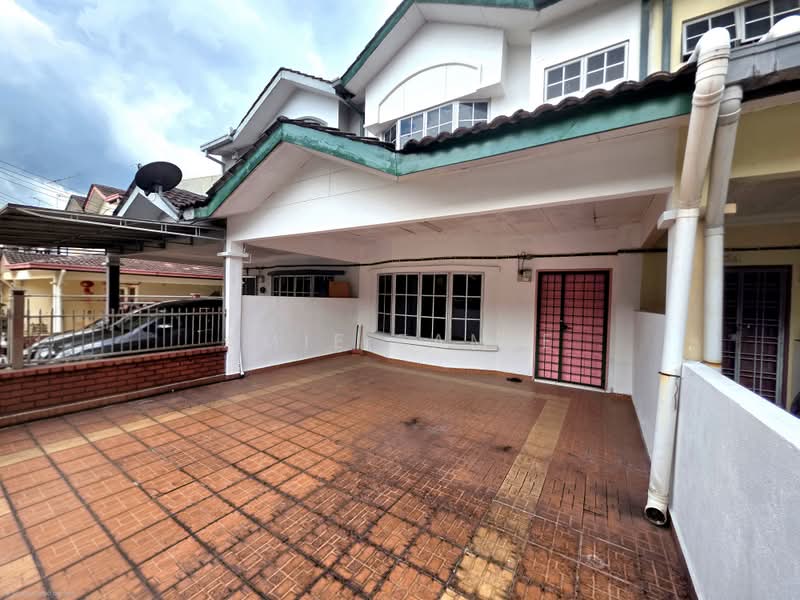 2-storey Terraced House for Sale in Taman Kajang Mewah (Kajang) - Amie Famie - Exterior - PropertyGuru.com.my
