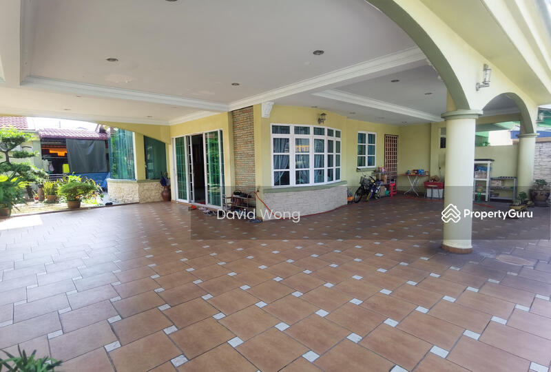 Jalan Kuala Kangsar, Ipoh, Perak, 5 Bedrooms, 3216 sqft, SemiDetached