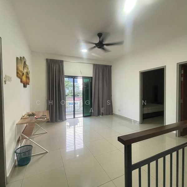 Rumah Teres 2 Tingkat untuk Disewa di Sepang (Selangor) - Chong Shun Kae - Living Room - PropertyGuru.com.my