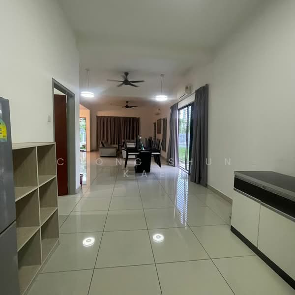 Rumah Teres 2 Tingkat untuk Disewa di Sepang (Selangor) - Chong Shun Kae - Living Room - PropertyGuru.com.my