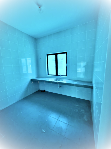 Untuk Dijual - Taman Tasik Indah, Taman University Seri Iskandar, Perak