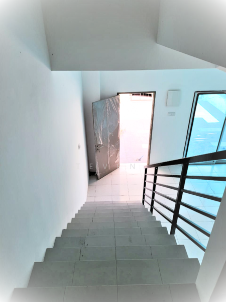 Untuk Dijual - Taman Tasik Indah, Taman University Seri Iskandar, Perak