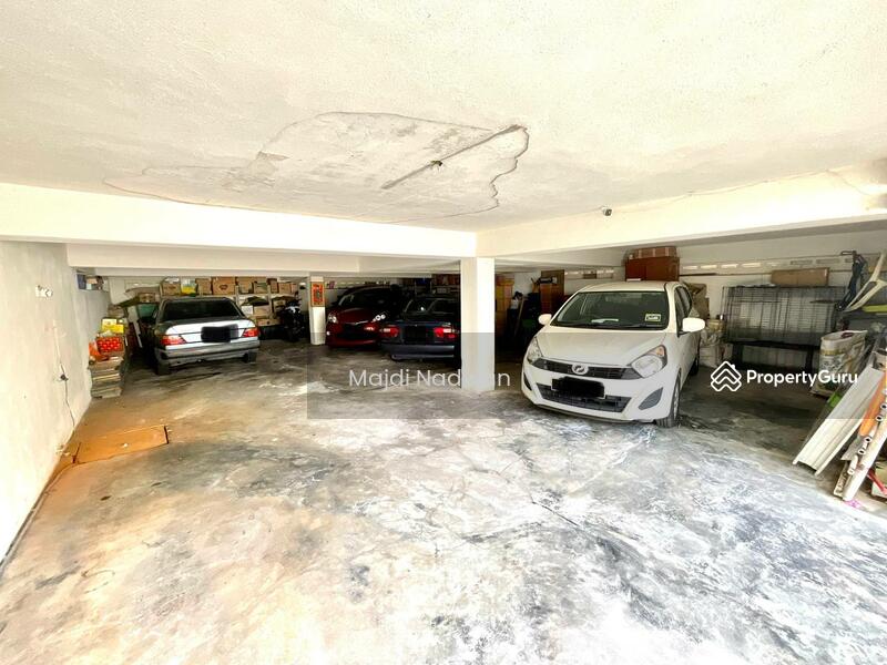 5 Storey Bungalow House Ukay Perdana, Selangor, Ulu Klang, Selangor, 5 Bedrooms, 7700 sqft