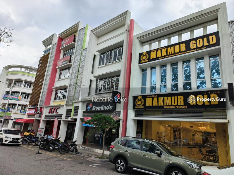 For Rent - Ground Floor Shop Presint 15, Facing Main Road, High Traffic