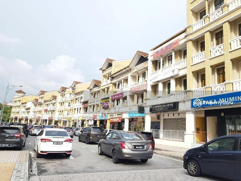 For Rent - Ground Floor Shop Presint 15, Facing Main Road, High Traffic