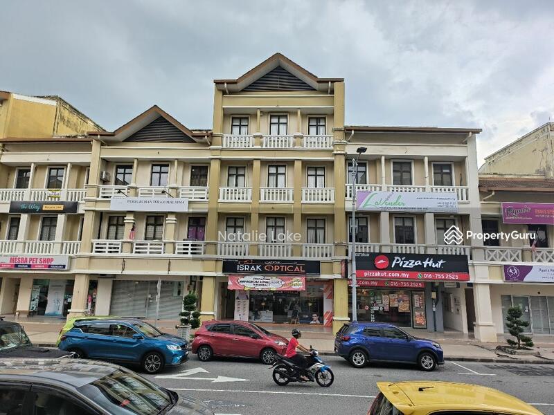 For Rent - Ground Floor Shop Presint 15, Facing Main Road, High Traffic