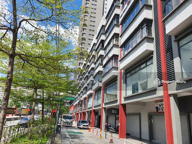 Medan Connaught Facing Main Road, Taman Lensen, Cheras, Kuala Lumpur