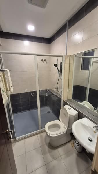 Rumah Teres 2 Tingkat untuk Dijual di Temasya Glenmarie (Glenmarie) - Chester Cheng - Bathroom - PropertyGuru.com.my
