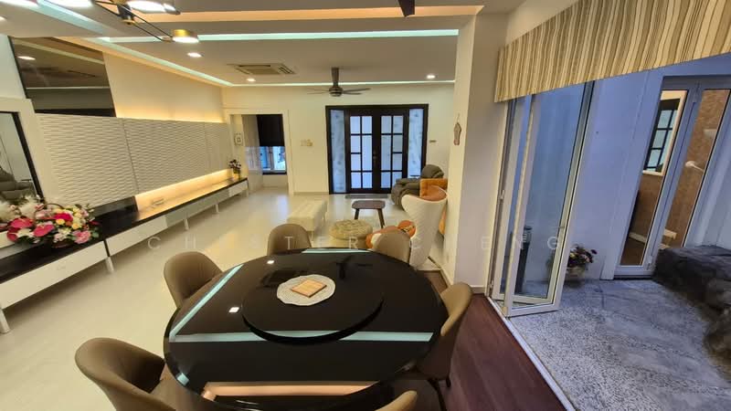 Rumah Teres 2 Tingkat untuk Dijual di Temasya Glenmarie (Glenmarie) - Chester Cheng - Living Room - PropertyGuru.com.my