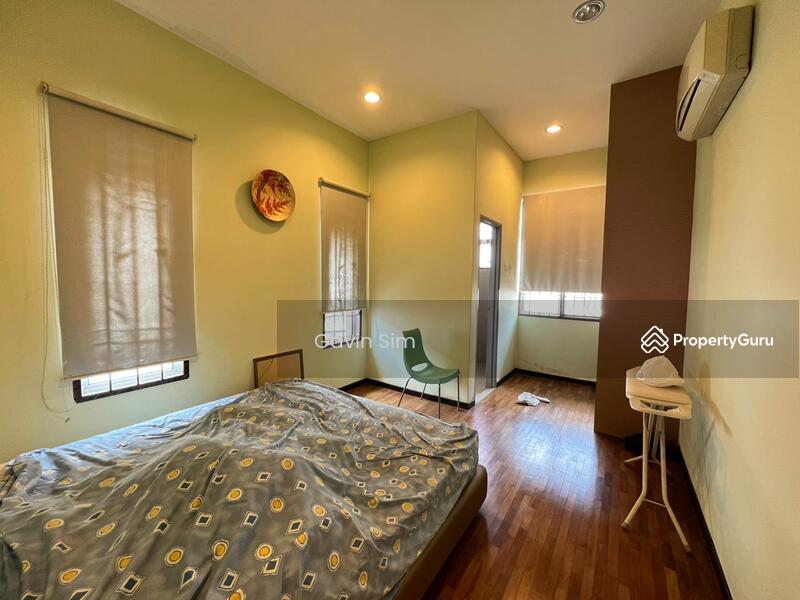 Taman Casa Amira Perling, Perling, Johor Bahru, Johor, 5 Bedrooms