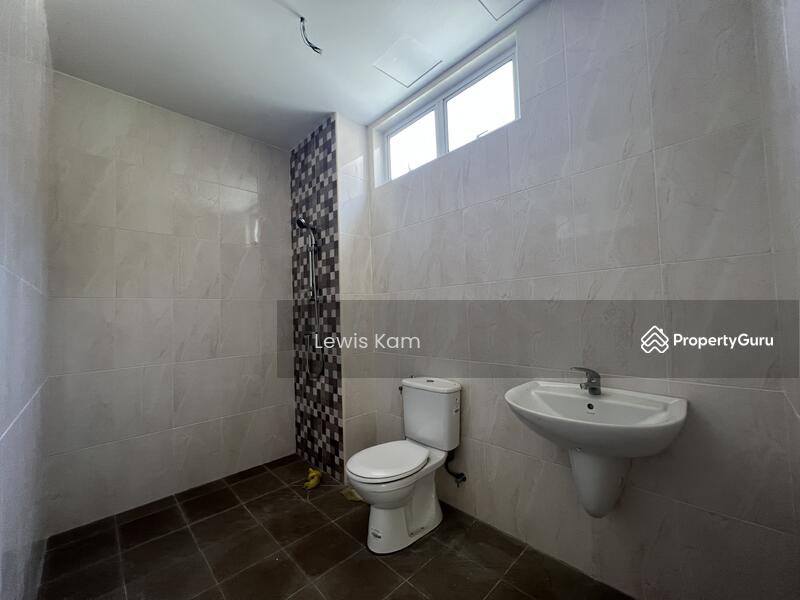 3-storey Terraced House for Sale in Balik Pulau (Penang) - Lewis Kam - PropertyGuru.com.my