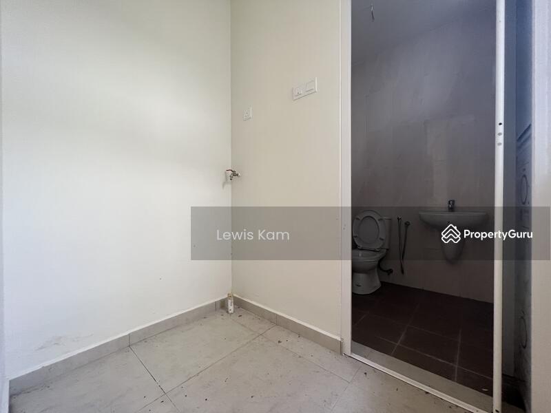 3-storey Terraced House for Sale in Balik Pulau (Penang) - Lewis Kam - PropertyGuru.com.my
