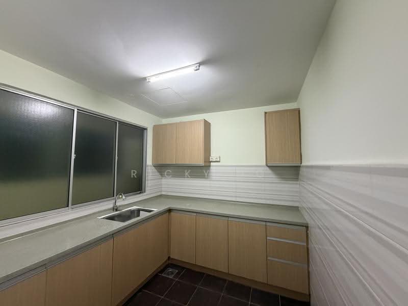 Apartment for Rent at Estana Court - Ricky Ng - Kitchen - PropertyGuru.com.my