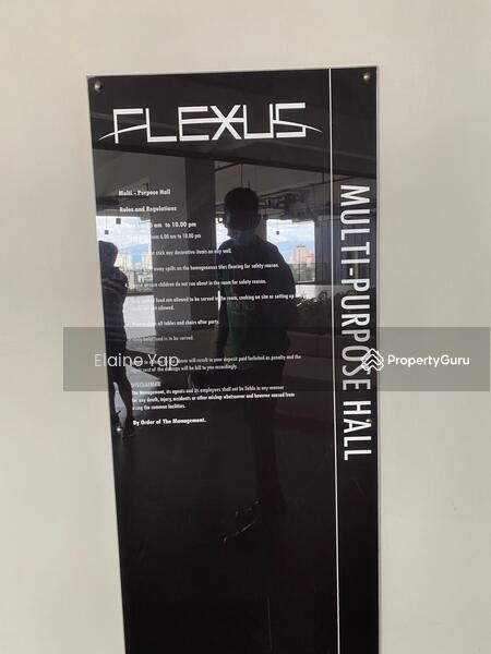 For Sale - Flexus Signature