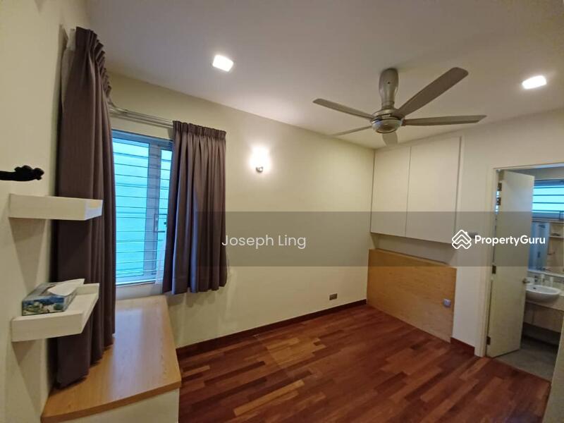 For Rent - The Effingham