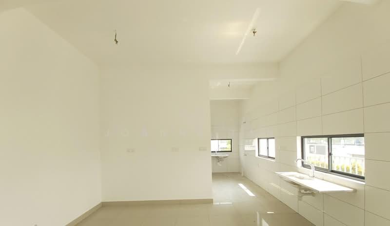 Rumah Teres 3 Tingkat untuk Dijual di Telok Panglima Garang (Selangor) - Joanna Tan - Kitchen - PropertyGuru.com.my