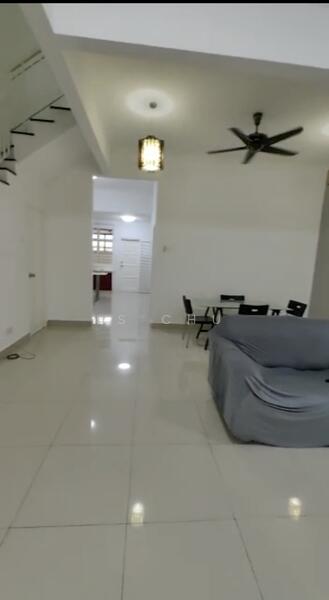 For Rent - Kemuning Utama