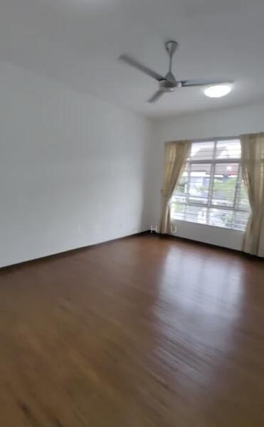 For Rent - Kemuning Utama